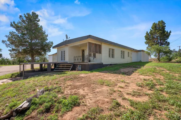 $180,000 | 202 South 14th Street, Brownfield, TX 79316