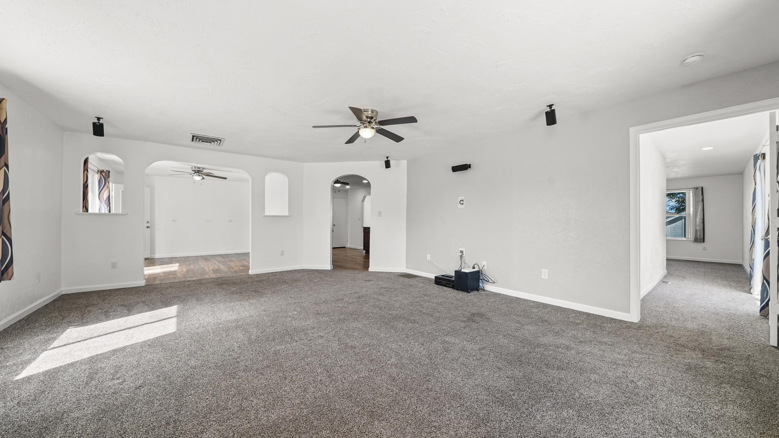 2930 B B 1/2 Road Grand Junction, CO 81503 - Photo 2 of 26