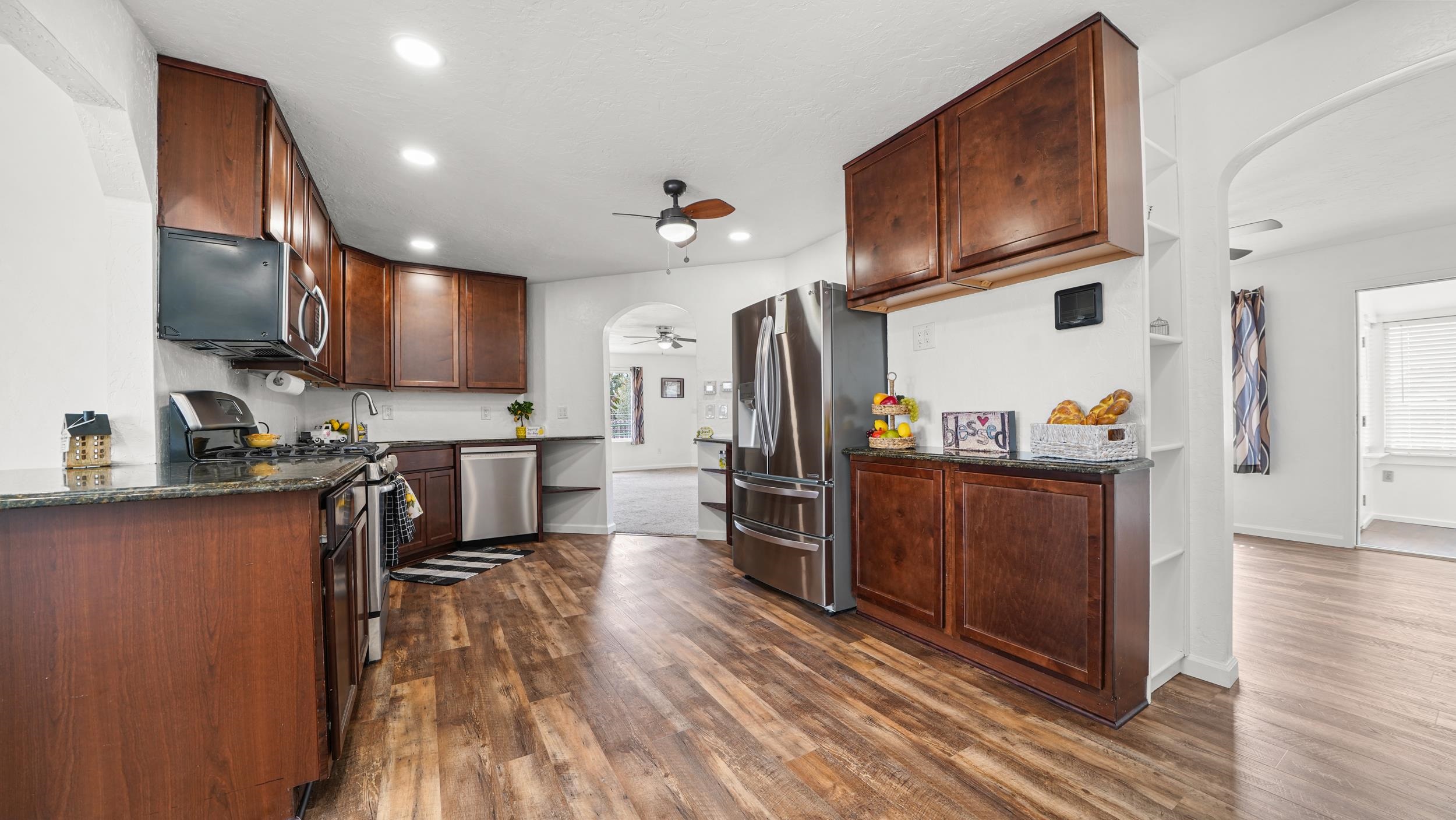 2930 B B 1/2 Road Grand Junction, CO 81503 - Photo 6 of 26