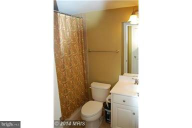 1513 Regent Manor Court Silver Spring, MD 20904 - Photo 19 of 26 Bath