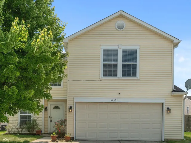 $269,900 | 10795 Albertson Drive, Indianapolis, IN 46231