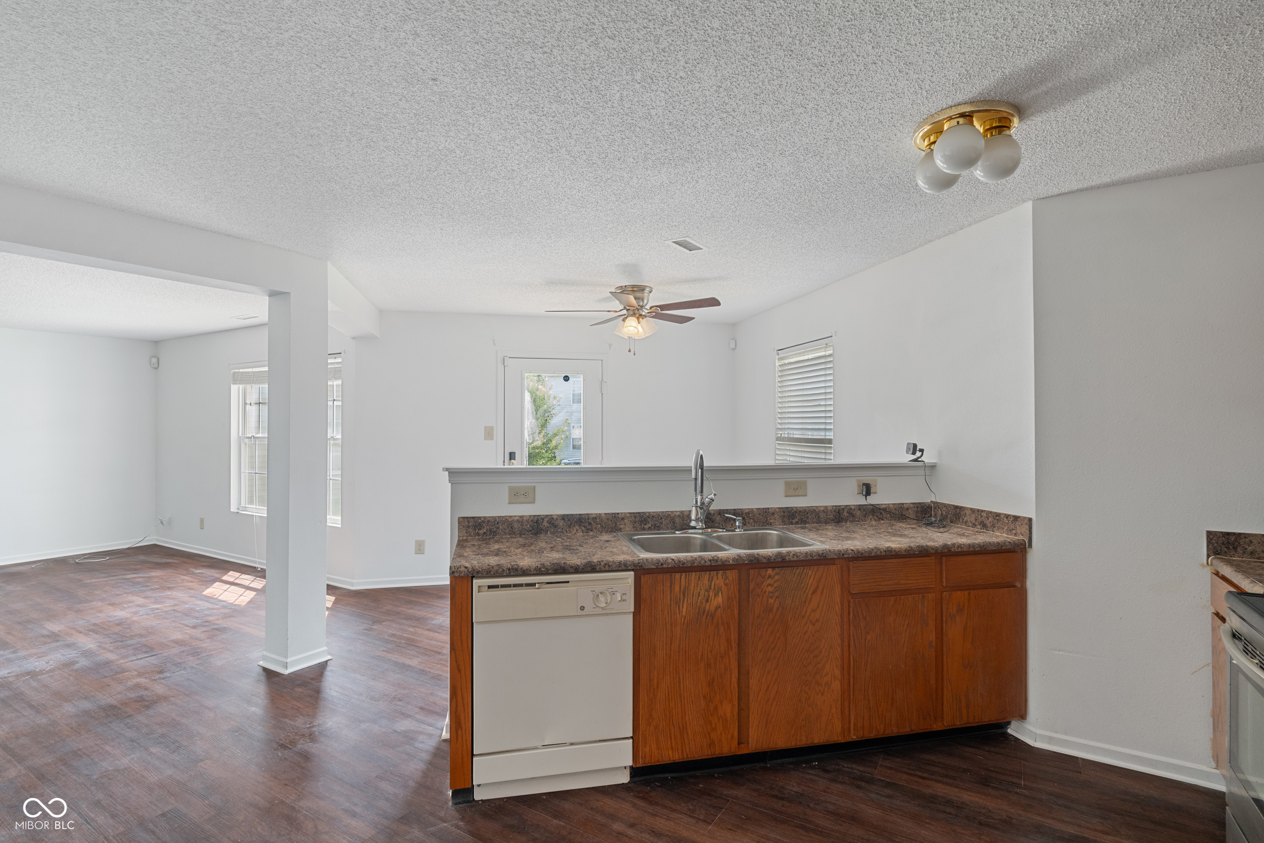 10795 Albertson Drive Indianapolis, IN 46231 - Photo 12 of 28