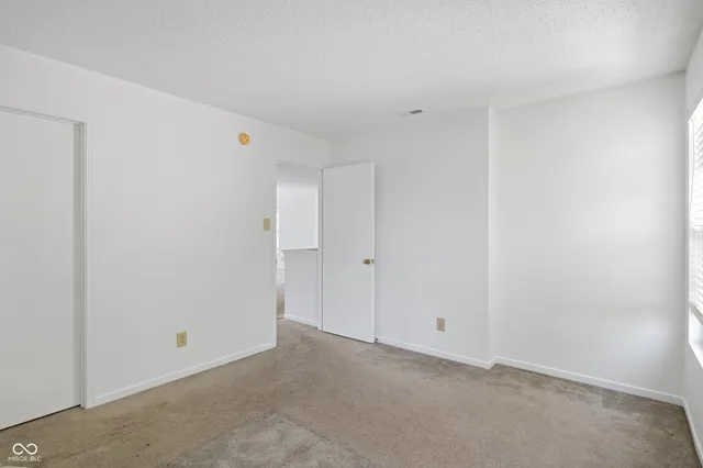 $269,900 | 10795 Albertson Drive, Indianapolis, IN 46231