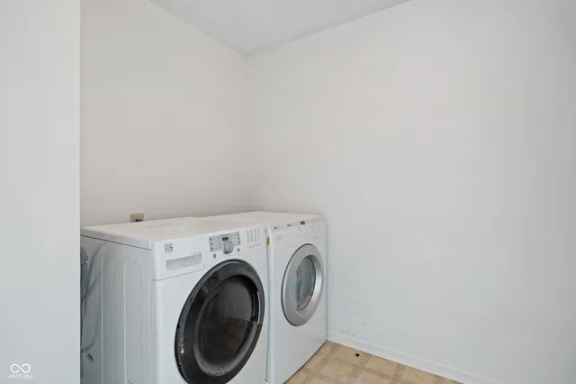 $269,900 | 10795 Albertson Drive, Indianapolis, IN 46231