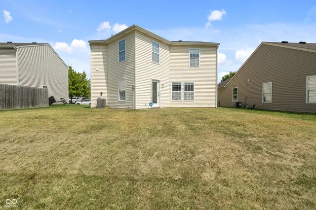 $269,900 | 10795 Albertson Drive, Indianapolis, IN 46231