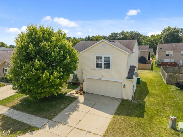$269,900 | 10795 Albertson Drive, Indianapolis, IN 46231