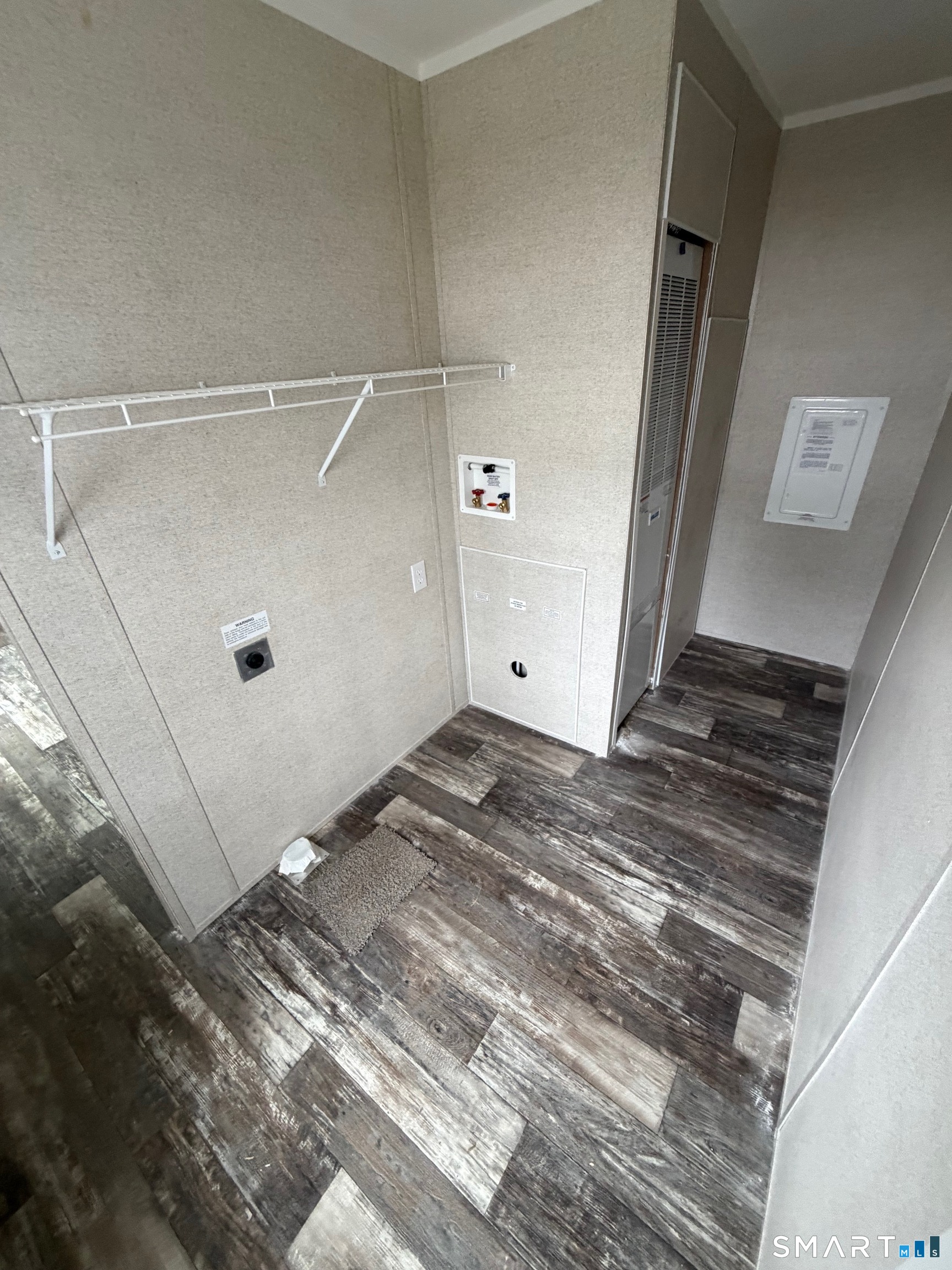 435 High Street, Unit 50 Groton, CT 06355 - Photo 5 of 11