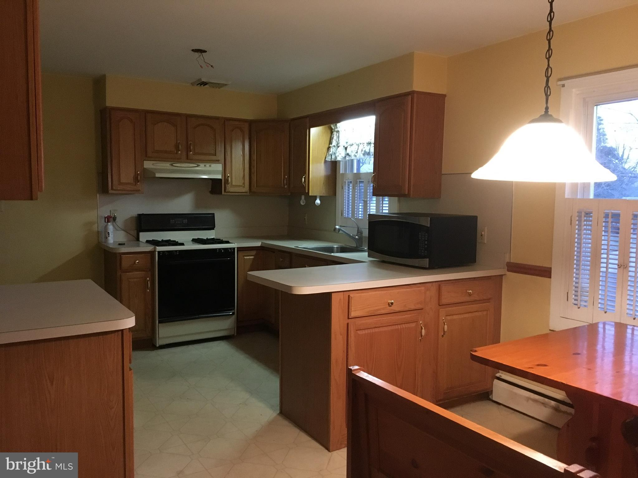 521 Cleveland Avenue Riverside, NJ 08075 - Photo 9 of 21