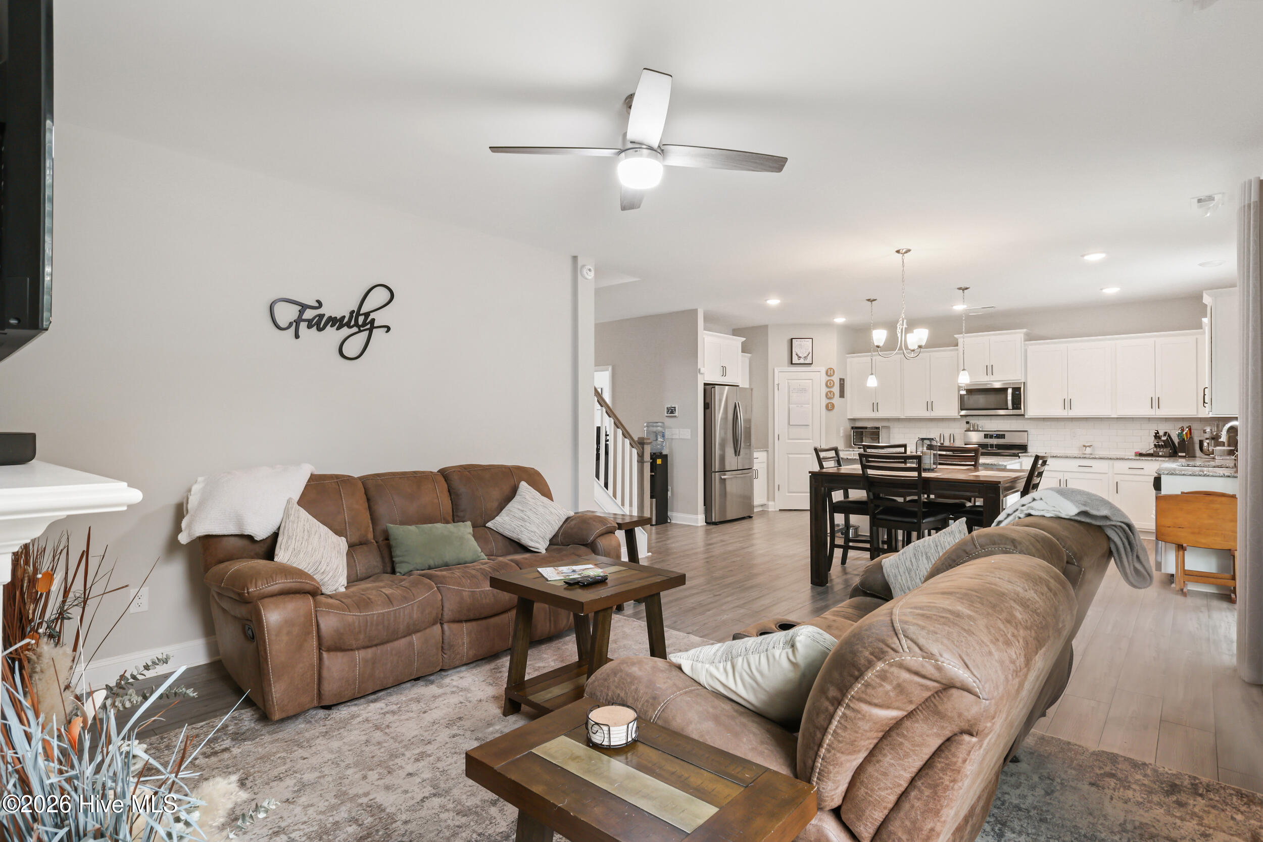 1005 Terraces Lane Hampstead, NC 28443 - Photo 9 of 43 Living Room
