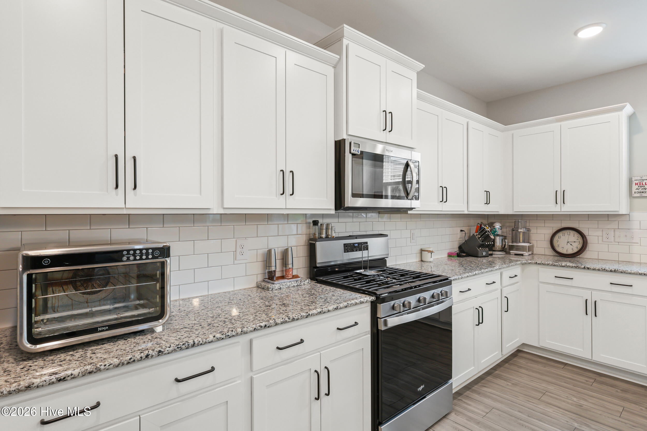 1005 Terraces Lane Hampstead, NC 28443 - Photo 13 of 43 Kitchen