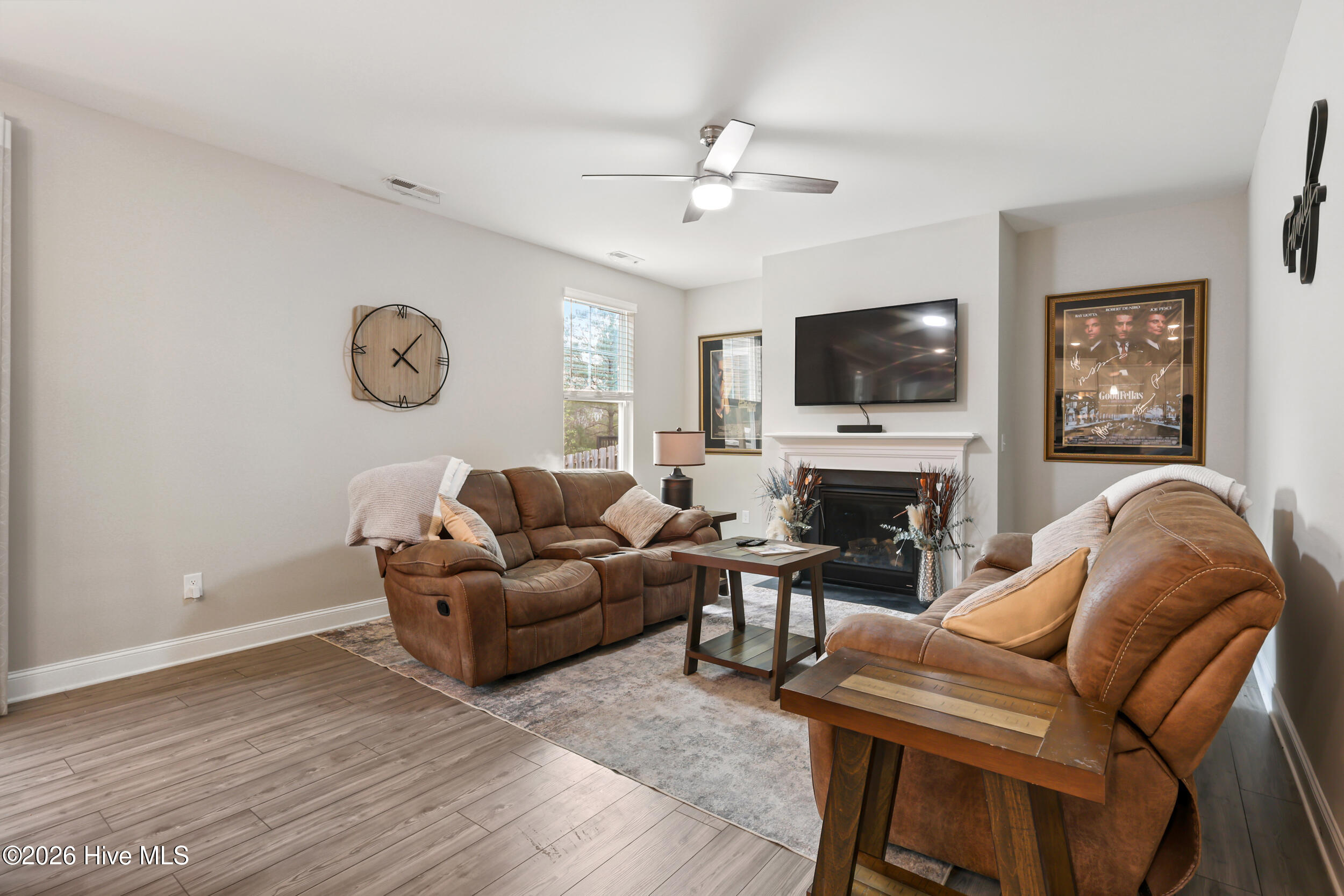 1005 Terraces Lane Hampstead, NC 28443 - Photo 6 of 43 Living Room