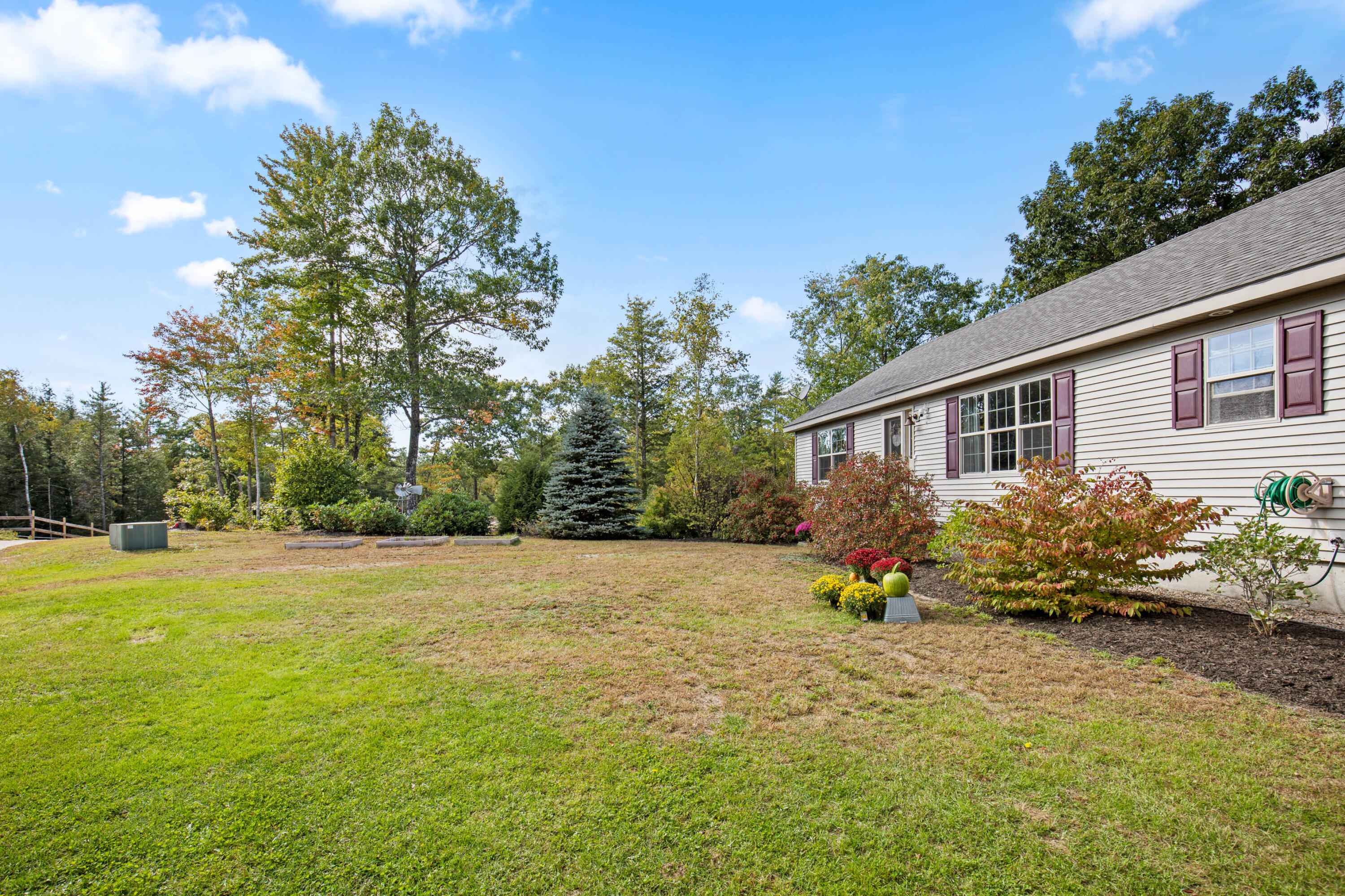 30 Gile Road West Newfield, ME 04095 - Photo 4 of 51 30GileRdNewfield_044