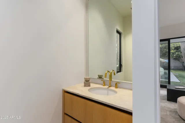 $11,800 | 5311 East Mitchell Drive, Phoenix, AZ 85018