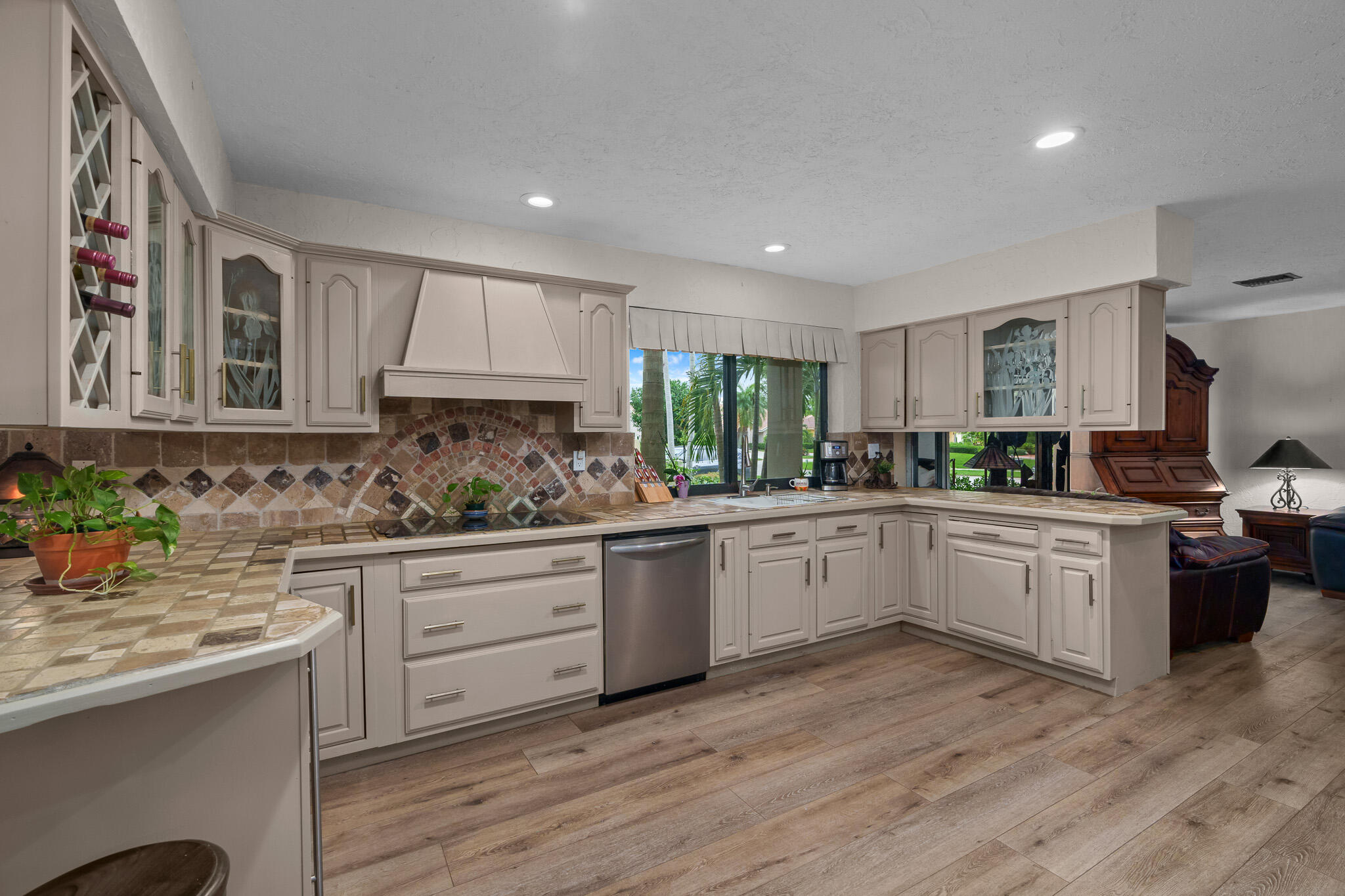 2801 Northwest 27th Avenue Boca Raton, FL 33434 - Photo 8 of 60 Kitchen