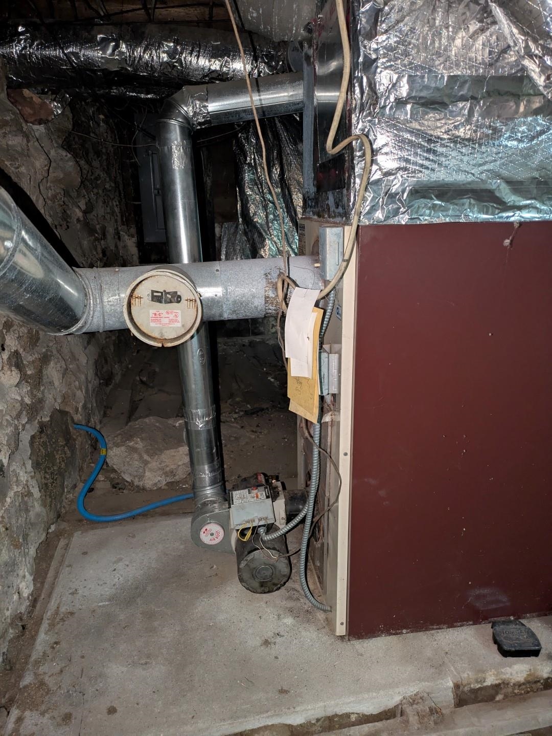 56 Sprague Street Manchester, NH 03103 - Photo 22 of 27