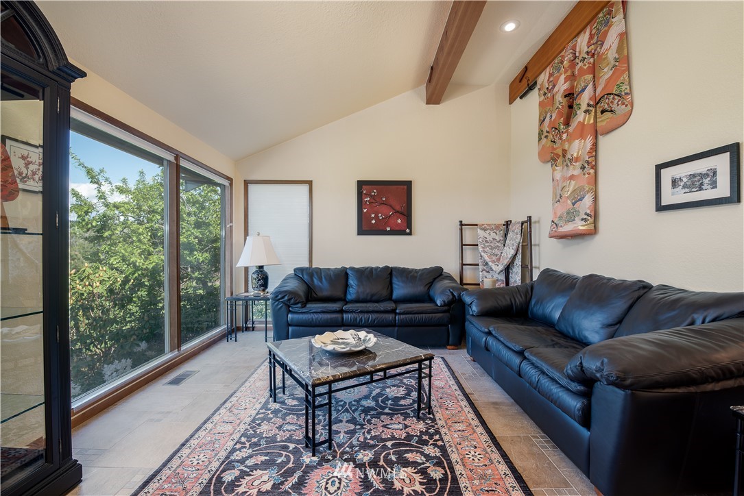 237 Terrace Place Bellingham, WA 98225 - Photo 5 of 30 Gallery Image 5