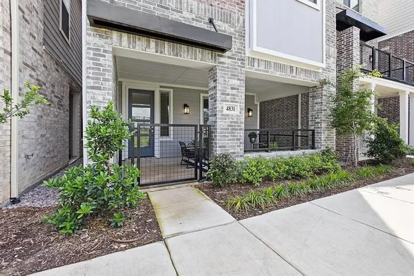 $3,350 | 4831 Aldenbury Street, Dallas, TX 75228