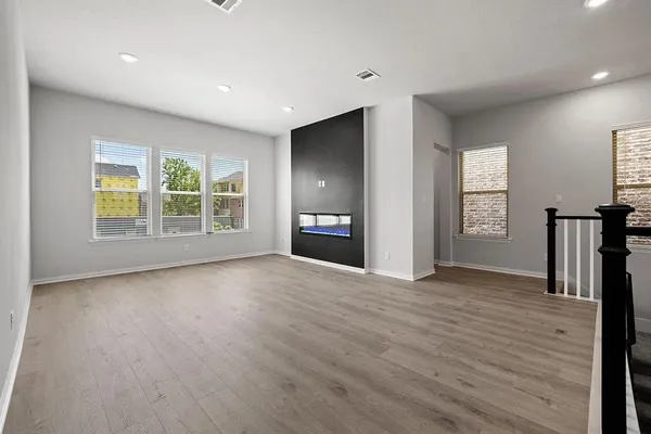 $3,350 | 4831 Aldenbury Street, Dallas, TX 75228