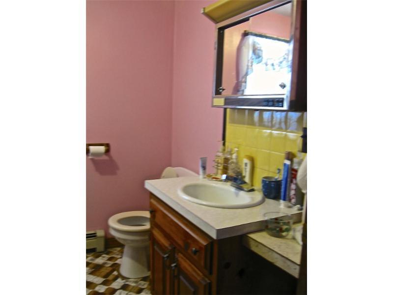 136 Ida Jim Road Alfred, ME 04002 - Photo 18 of 35 Bathroom.