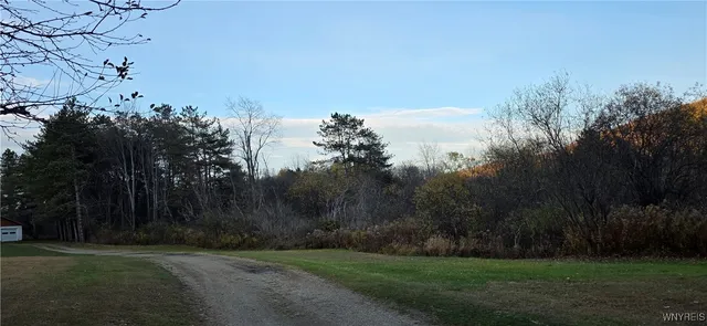 $72,900 | 6676 West Hill Road, Mansfield, NY 14755