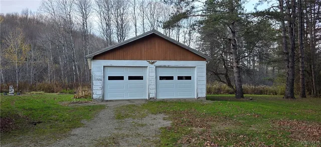 $72,900 | 6676 West Hill Road, Mansfield, NY 14755