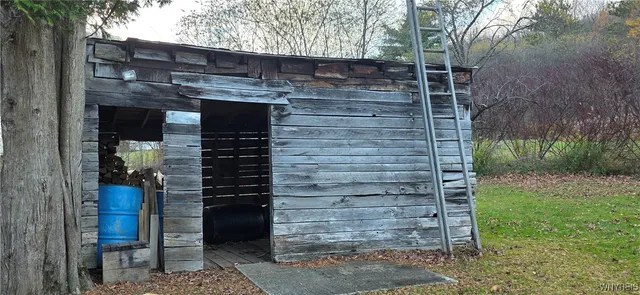 $72,900 | 6676 West Hill Road, Mansfield, NY 14755