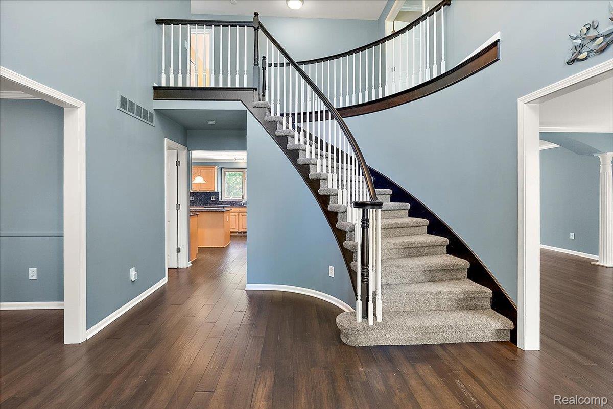 4190 Carbary Court Rochester, MI 48306 - Photo 6 of 78 View into Foyer from Front Door