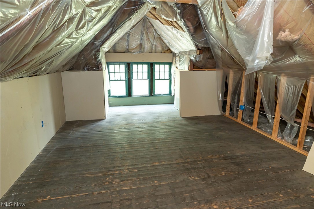 10105 Unity Avenue Cleveland, OH 44111 - Photo 33 of 35 Attic