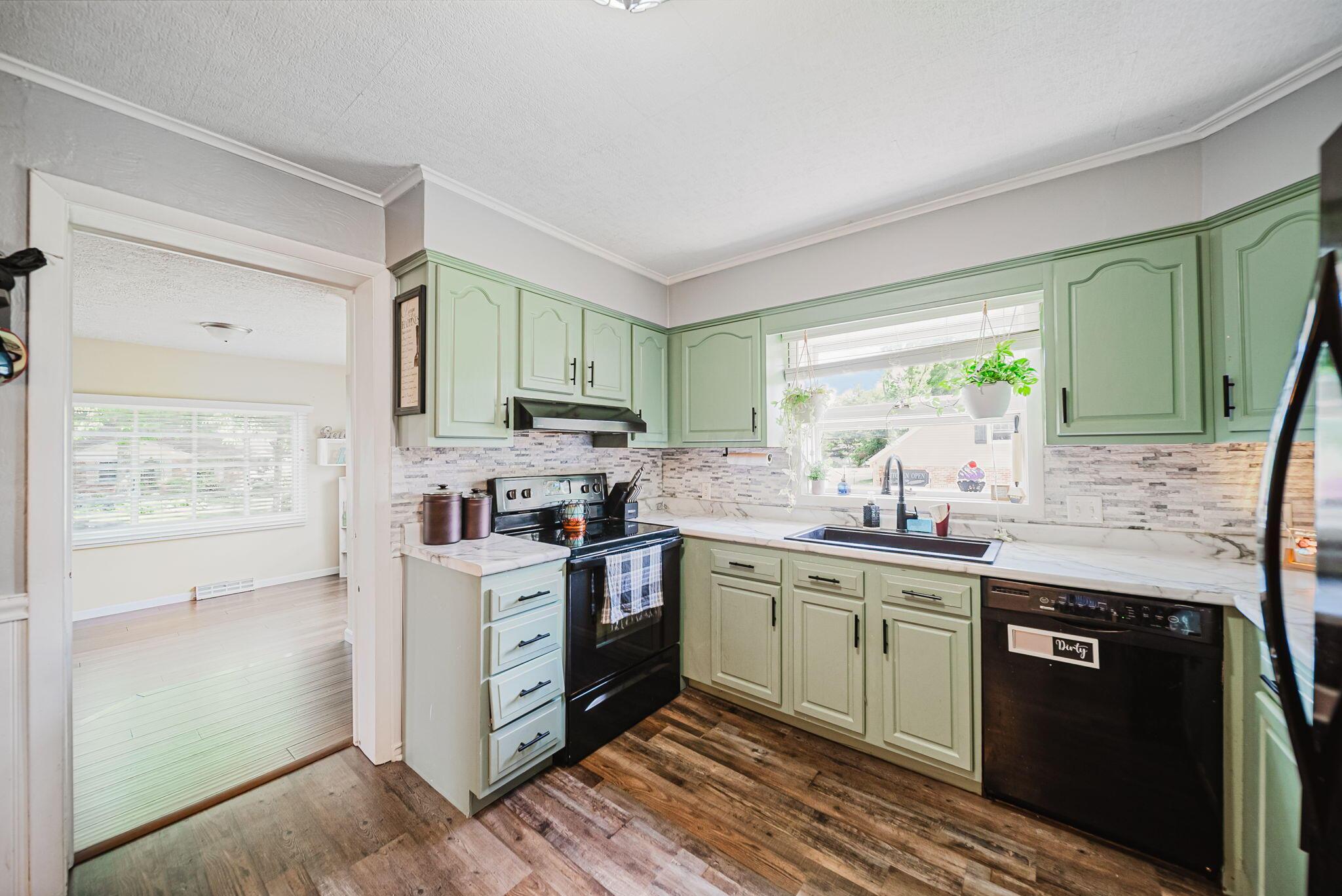 986 Woodland Road Mansfield, OH 44907 - Photo 12 of 62