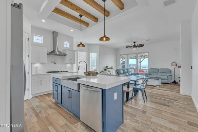 $383,000 | 337 Hector Porras Drive, El Paso, TX 79928