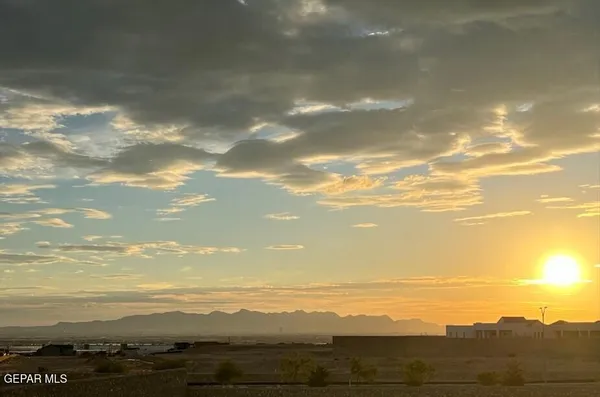 $383,000 | 337 Hector Porras Drive, El Paso, TX 79928