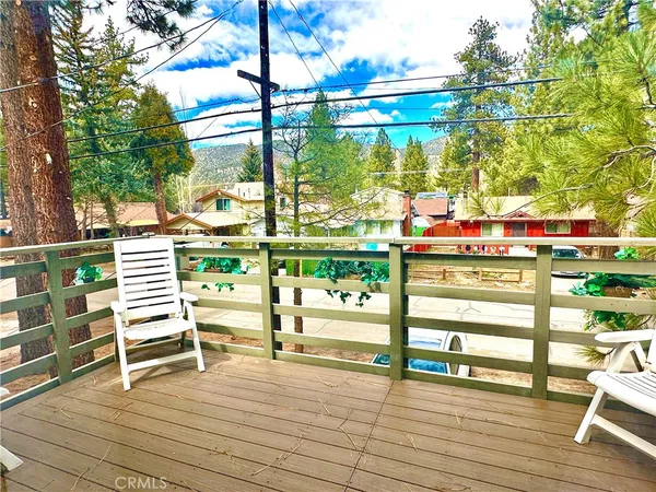 $328,000 | 924 West Aeroplane Boulevard, Big Bear City, CA 92314