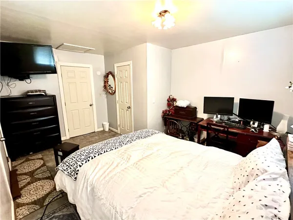 $328,000 | 924 West Aeroplane Boulevard, Big Bear City, CA 92314
