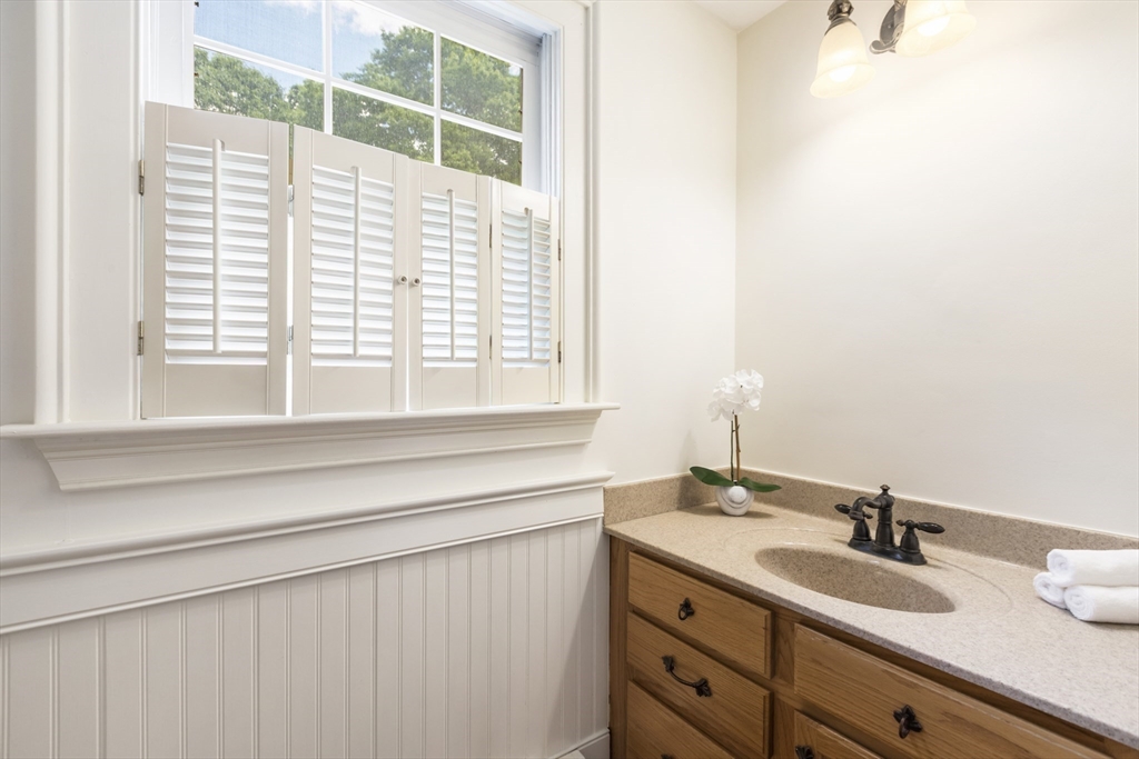 11 Liberty Road Medway, MA 02053 - Photo 21 of 42 Gallery Image 21