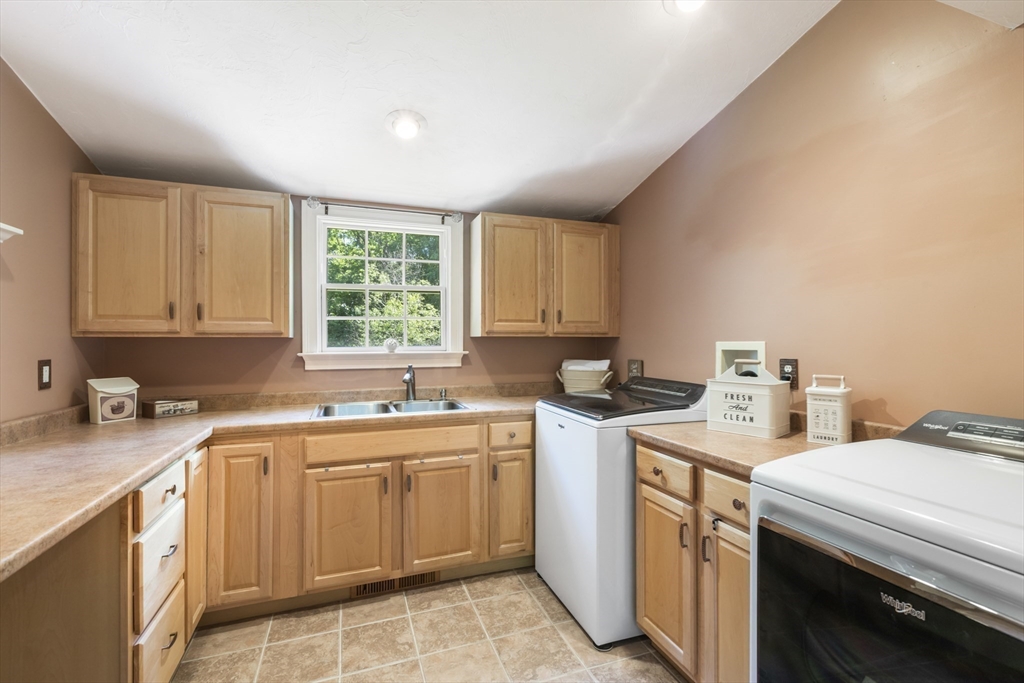 11 Liberty Road Medway, MA 02053 - Photo 30 of 42 Gallery Image 30