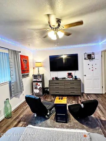 $247,500 | 1936 Ave H, Levelland, TX 79336