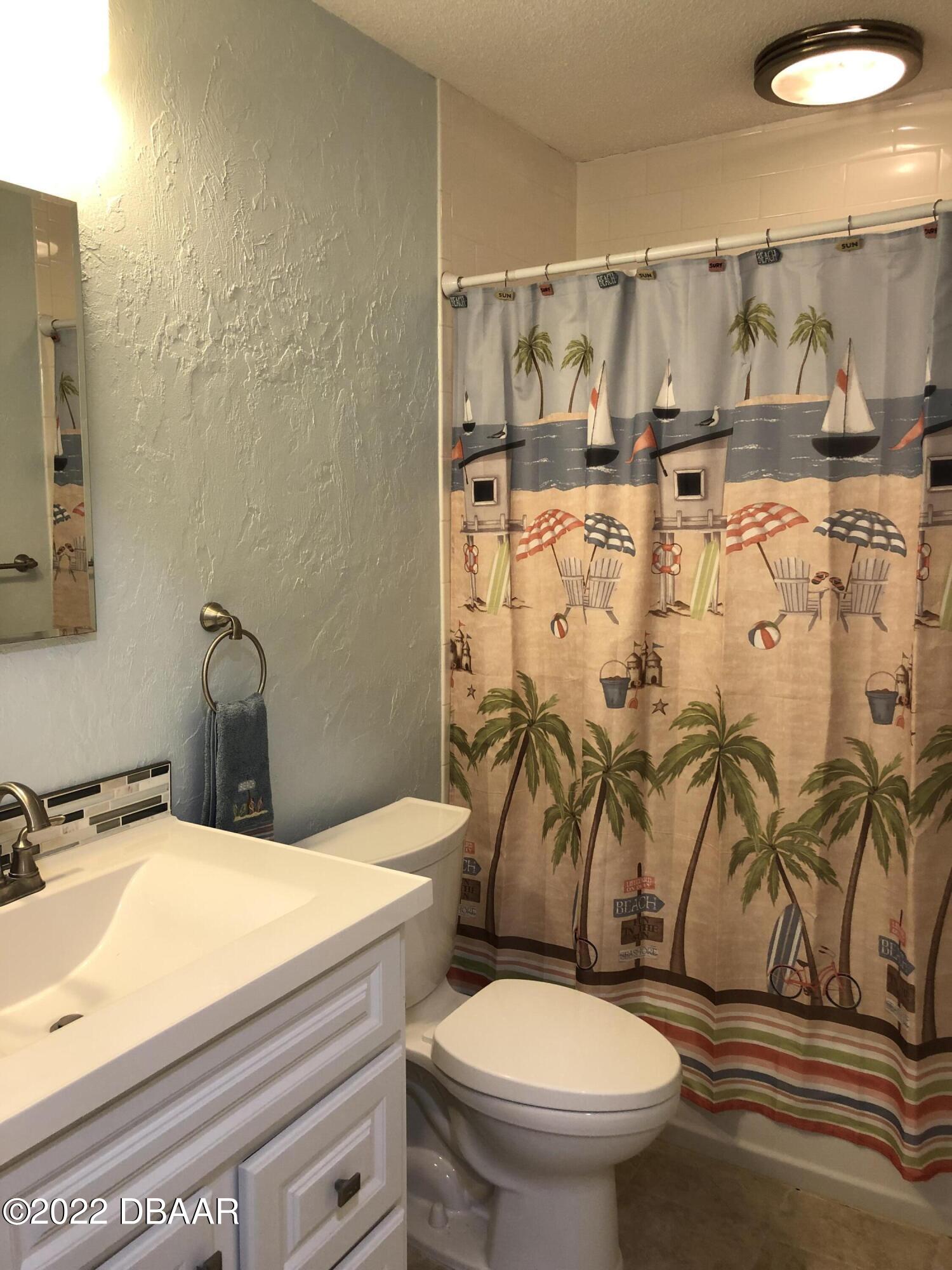 800 Marvin Road Ormond Beach, FL 32176 - Photo 20 of 33 Guest Bath