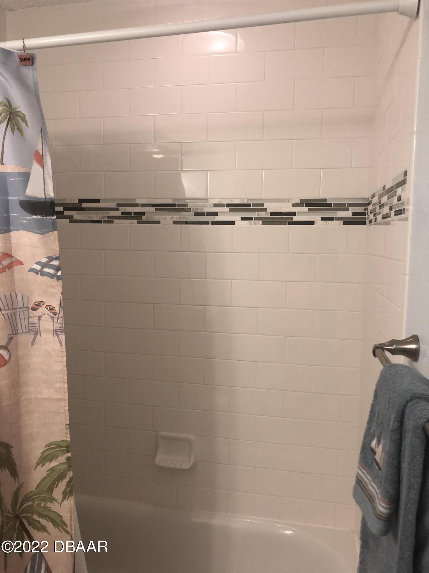 800 Marvin Road Ormond Beach, FL 32176 - Photo 21 of 33 Guest Shower