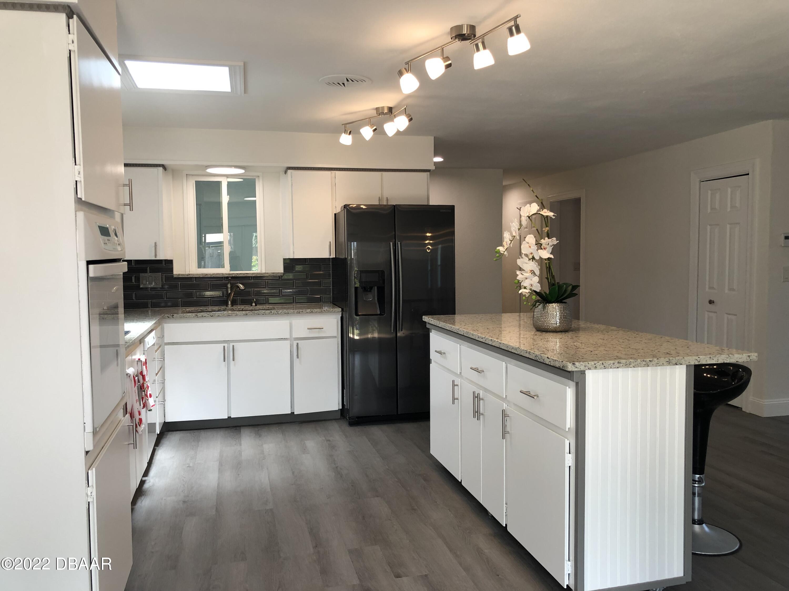 800 Marvin Road Ormond Beach, FL 32176 - Photo 8 of 33 KItchen 3
