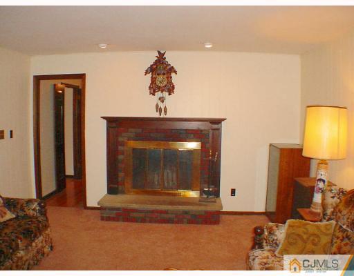 22 Fresh Ponds Road East Brunswick, NJ 08816 - Photo 8 of 10 Gallery Image 8