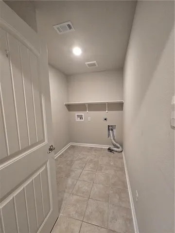 $294,000 | 8060 Olde Town Court, Alexandria, LA 71303