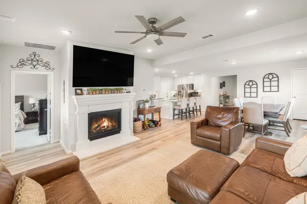$3,250 | 2513 Malibu Gln Drive, Katy, TX 77493