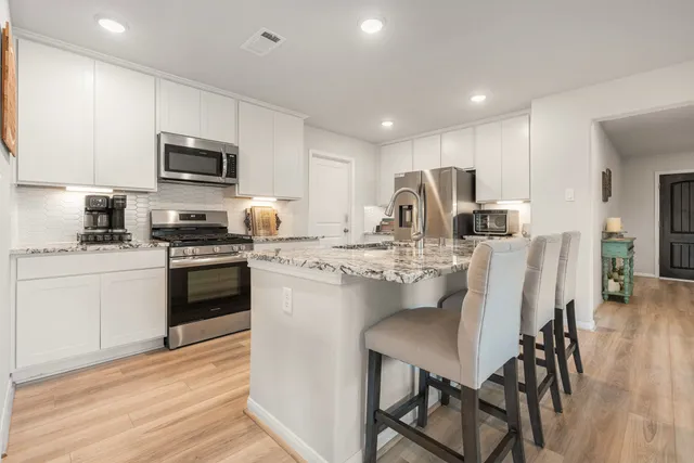 $3,250 | 2513 Malibu Gln Drive, Katy, TX 77493