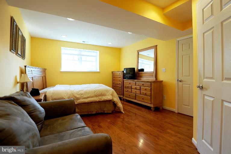4 Myrtle Road Fredericksburg, VA 22405 - Photo 25 of 30 Bedroom