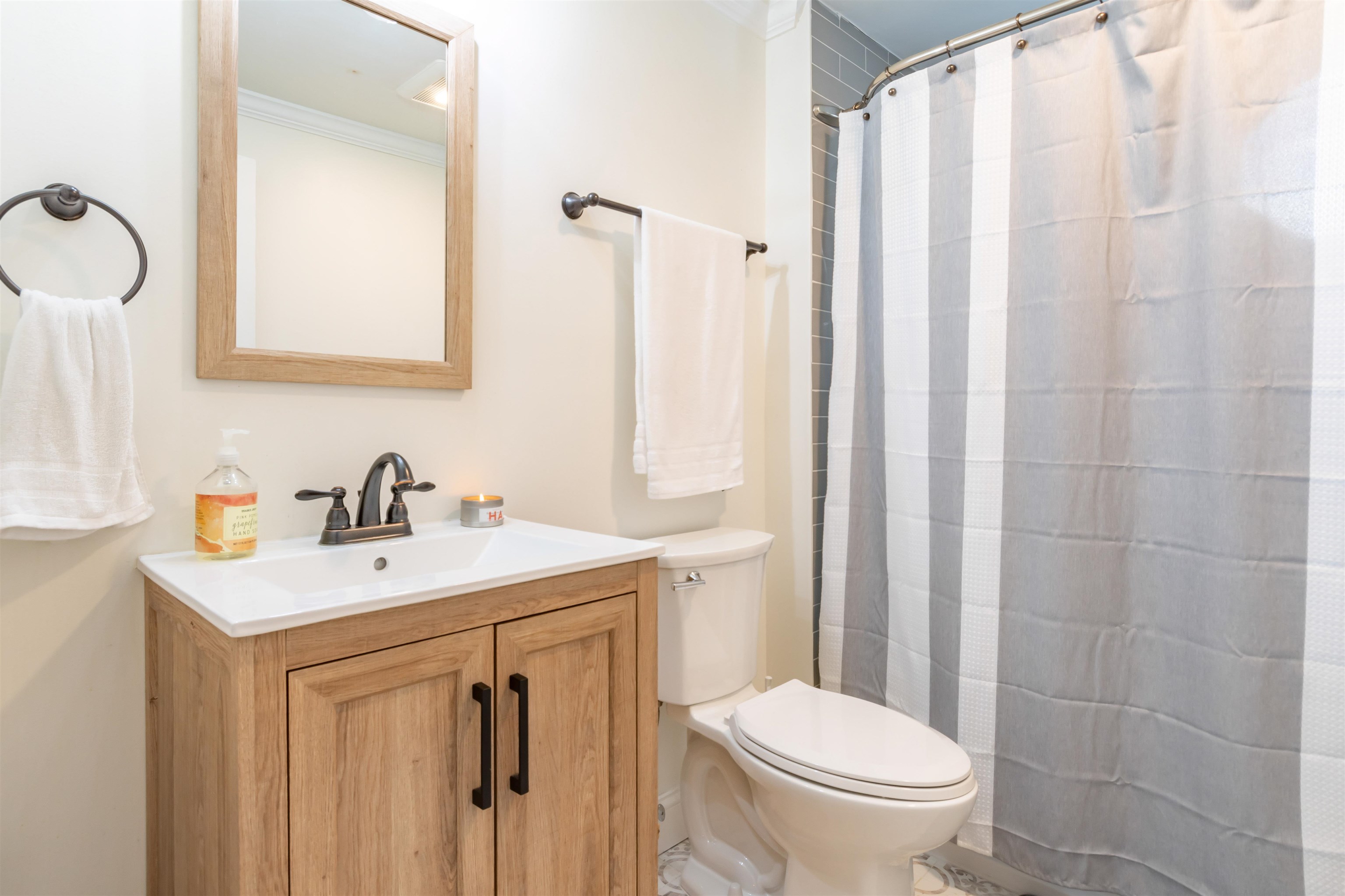 397 Riverdale Road Weare, NH 03281 - Photo 17 of 40