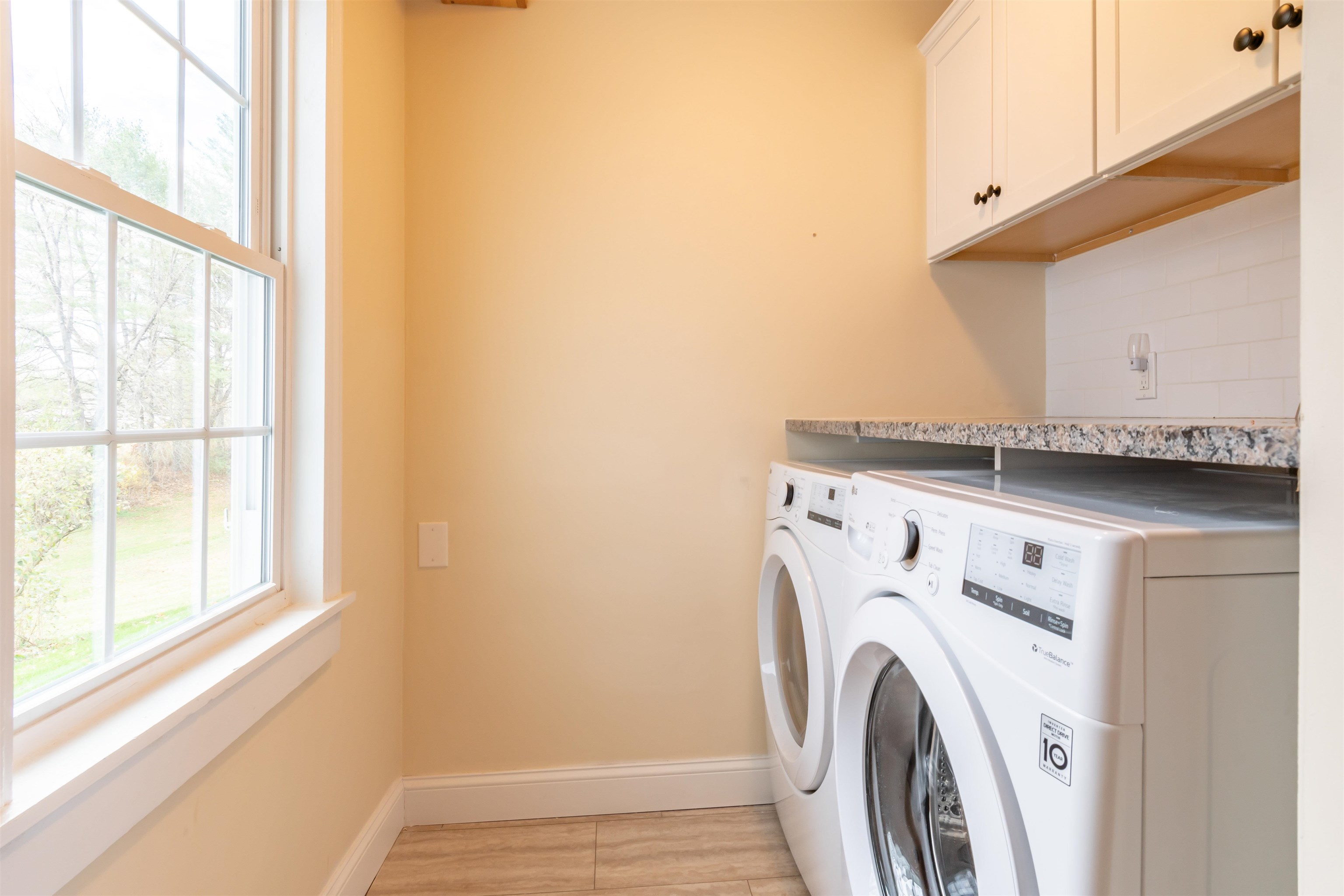 397 Riverdale Road Weare, NH 03281 - Photo 18 of 40