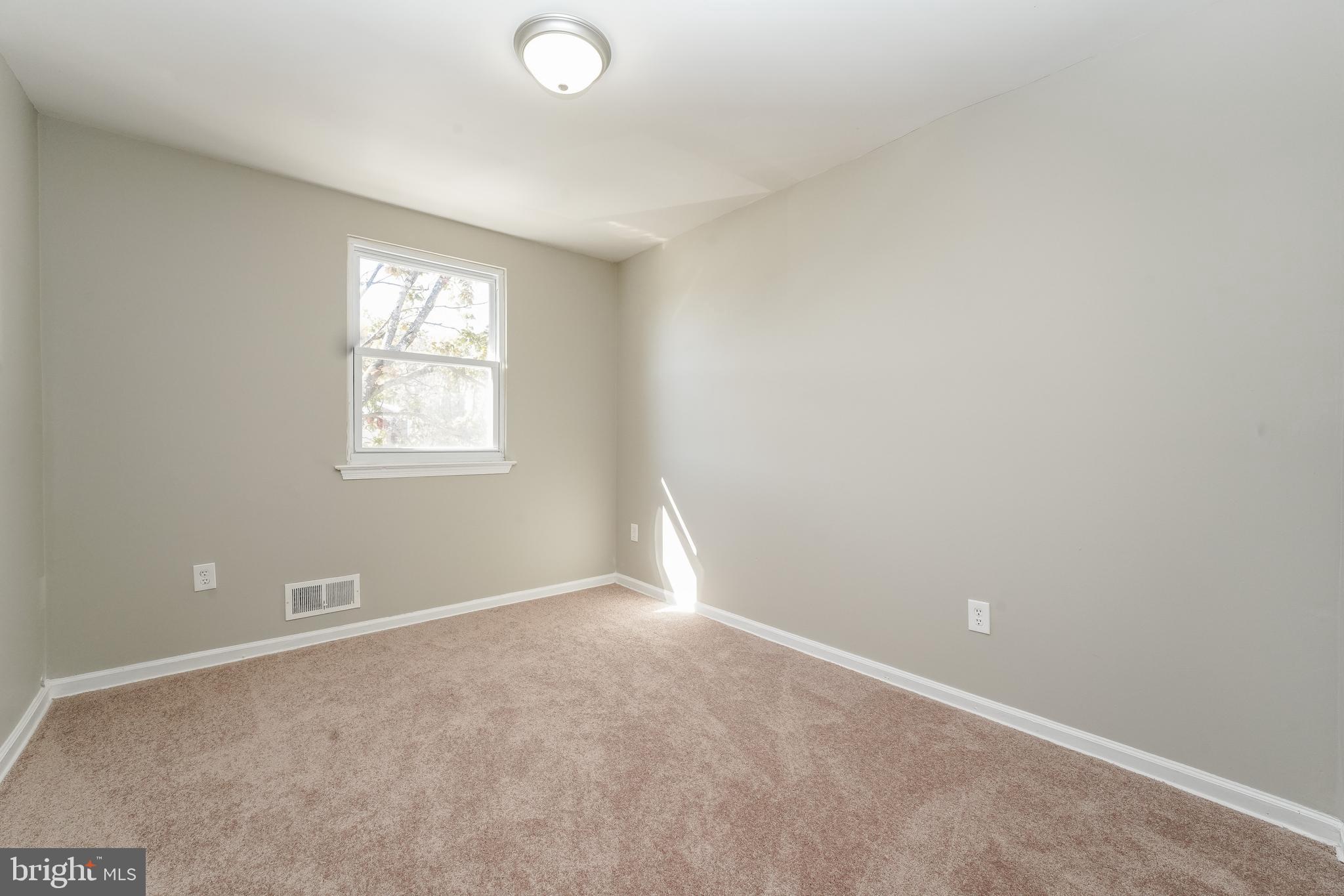 1759 Addison Road South District Heights, MD 20747 - Photo 15 of 30