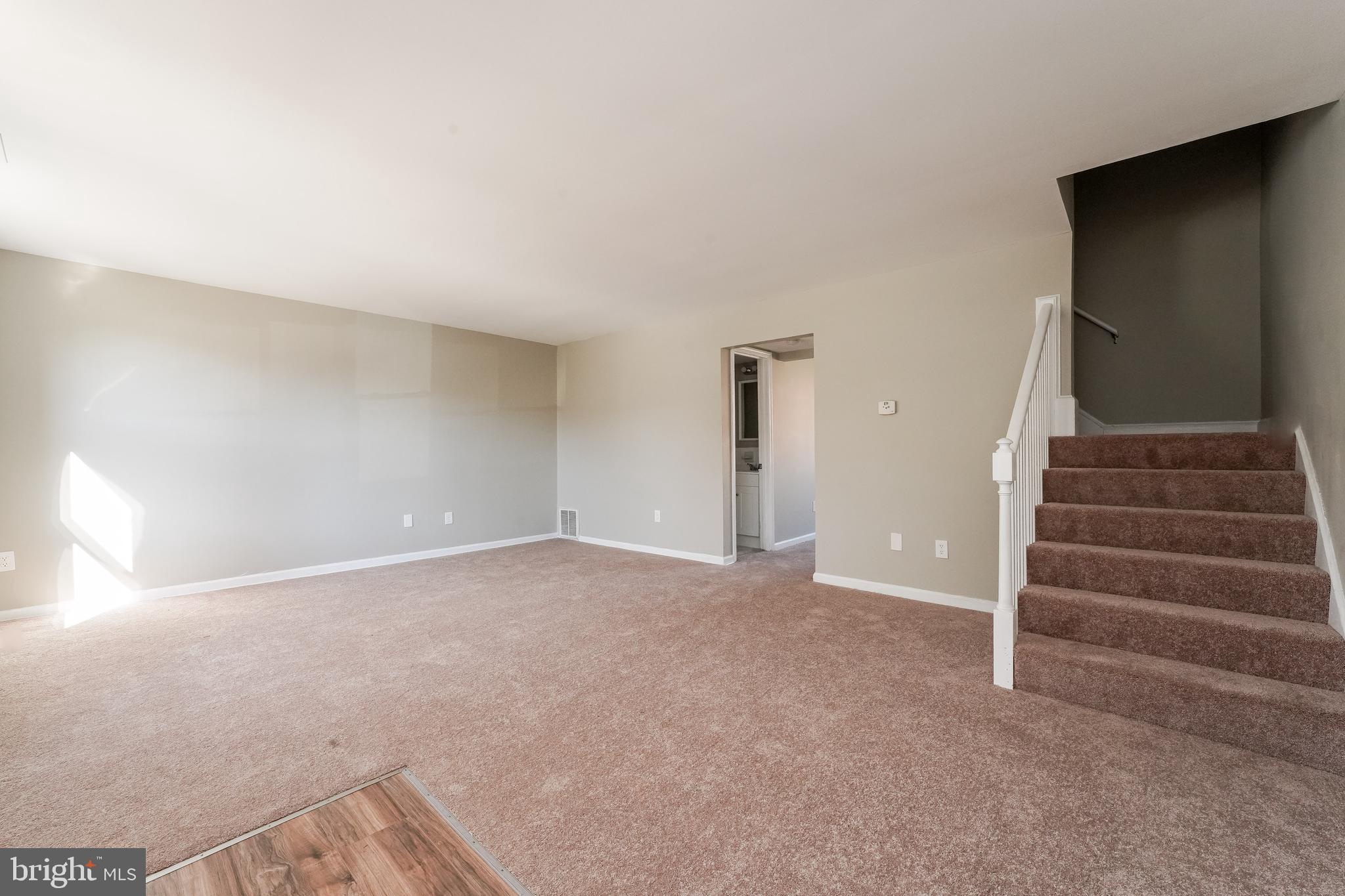 1759 Addison Road South District Heights, MD 20747 - Photo 5 of 30