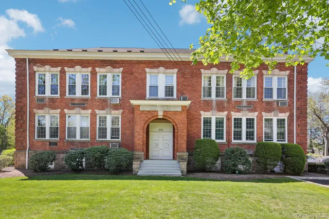 $399,000 | 215 Washington Street, Unit 19, Tappan, NY 10983