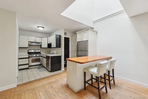$399,000 | 215 Washington Street, Unit 19, Tappan, NY 10983